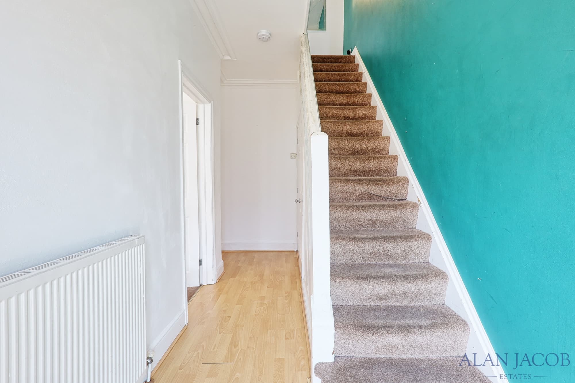 3 Bedroom House in Westcliff-on-Sea