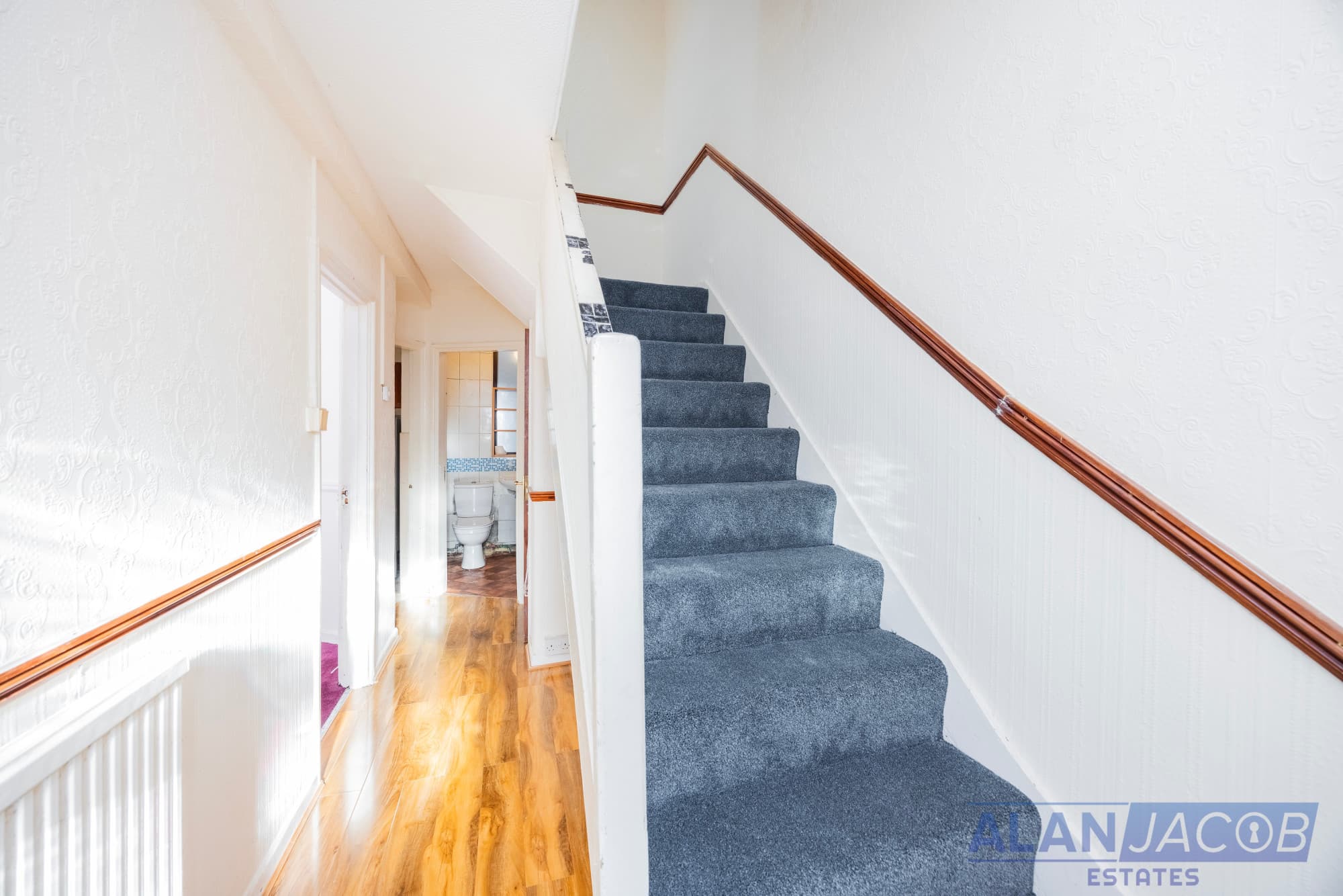 3 Bedroom House in Dagenham
