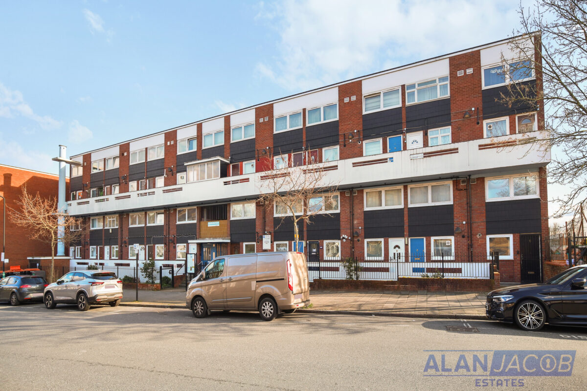 Heatherley Court, Evering Road